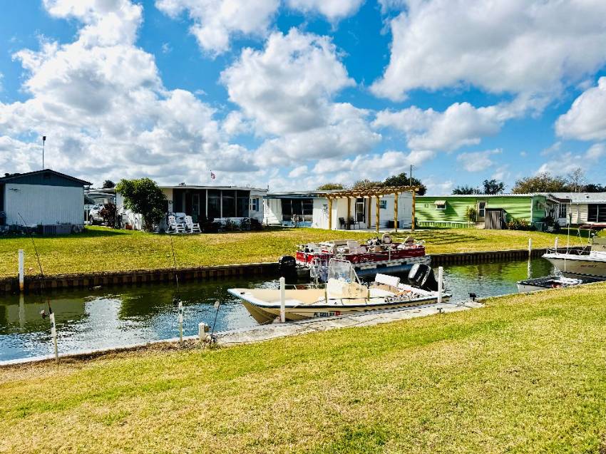 22 Henry Drive a Winter Haven, FL Mobile or Manufactured Home for Sale